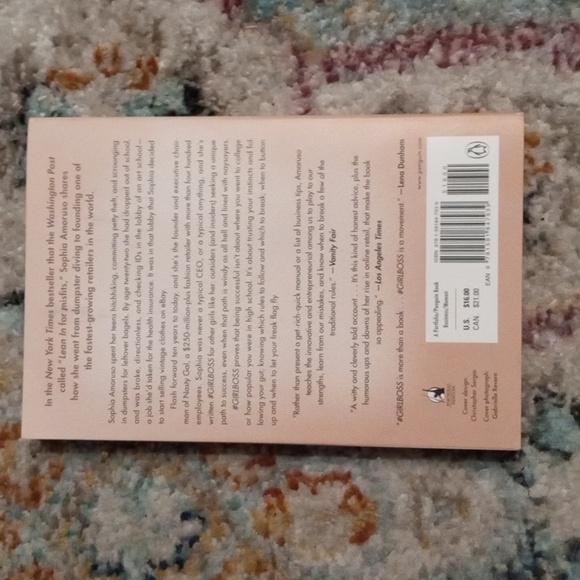 #GIRLBOSS by Sophia Amorusa Paperback - Picture 2 of 2